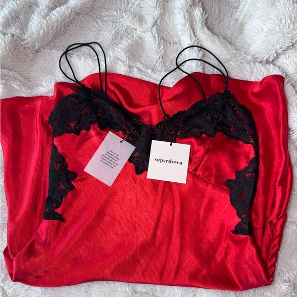 Superdown dress - Picture 2 of 2